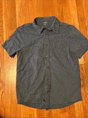 J. Crew Men's Short-Sleeve Button-Down Shirt in Blue